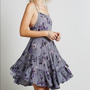 SOLD ON ♏️ Free People Circle of Flowers Dress